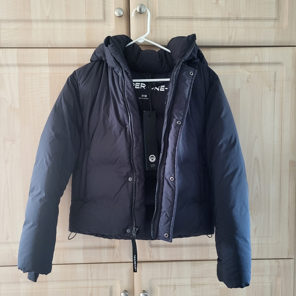 ARITZIA Super one puff size 2xs